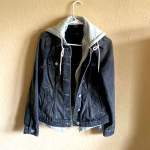 [BLANKNYC] Ultimate cool girl light indigo denim jacket